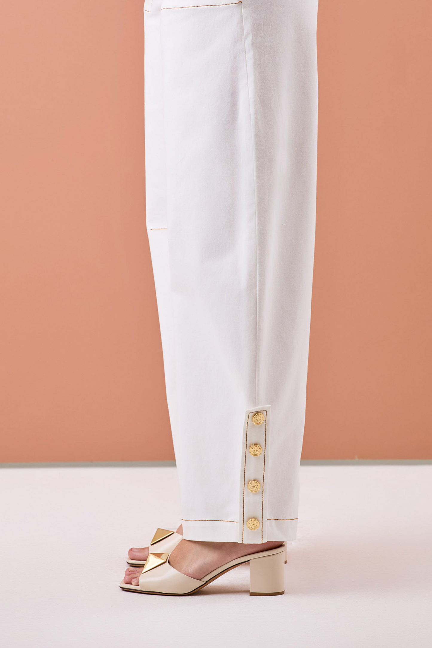 PANTALON BARREL CHLOE