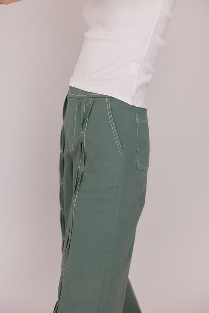 Pantalón Bardi, detalle — Sanna, colección The Gentlewoman