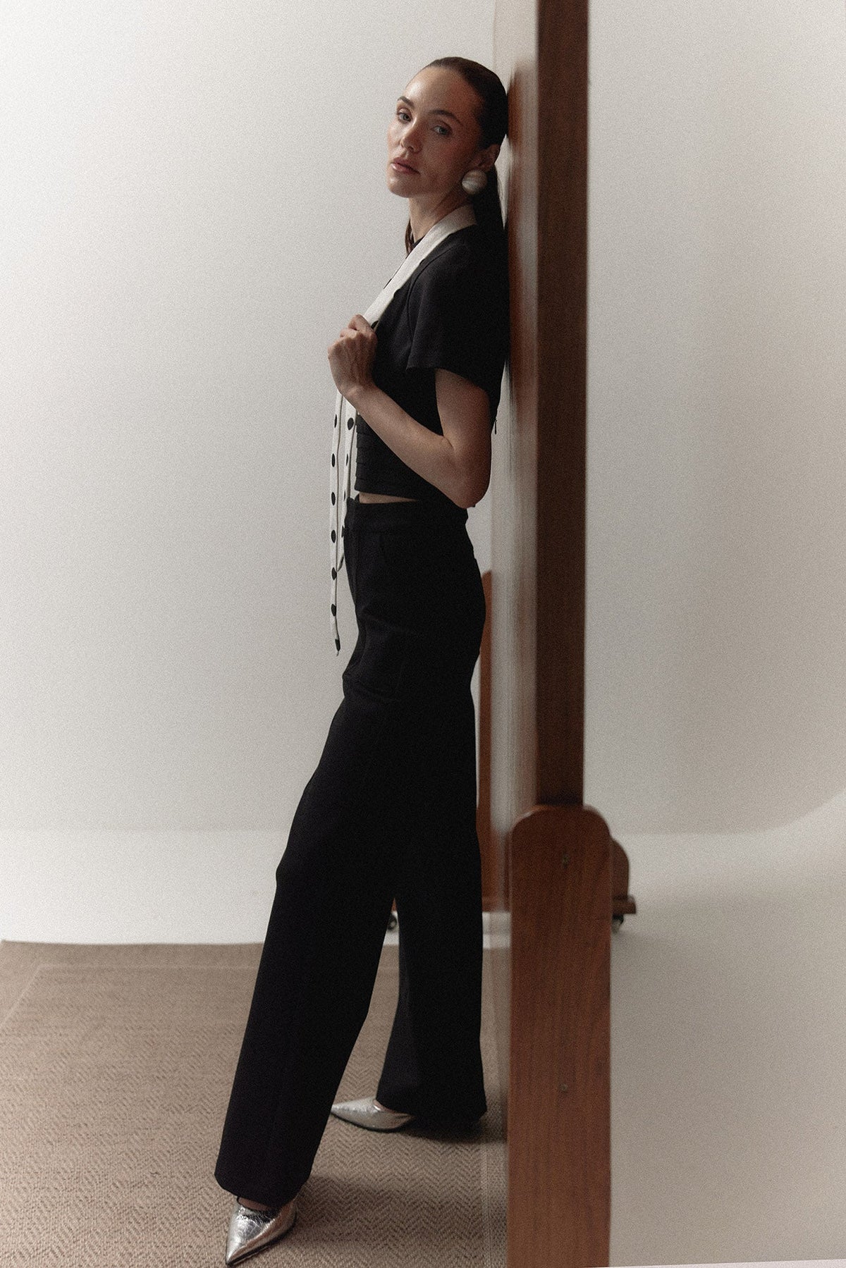 Top Polly negro — campaña The Gentlewoman, Sanna
