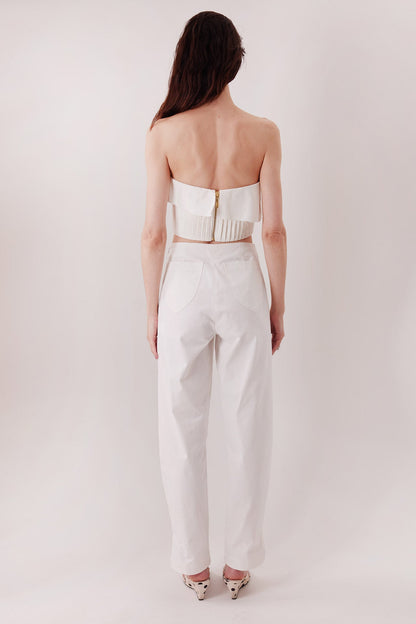 Pantalón Gemma ivory, vista de espalda — Sanna, colección The Gentlewoman