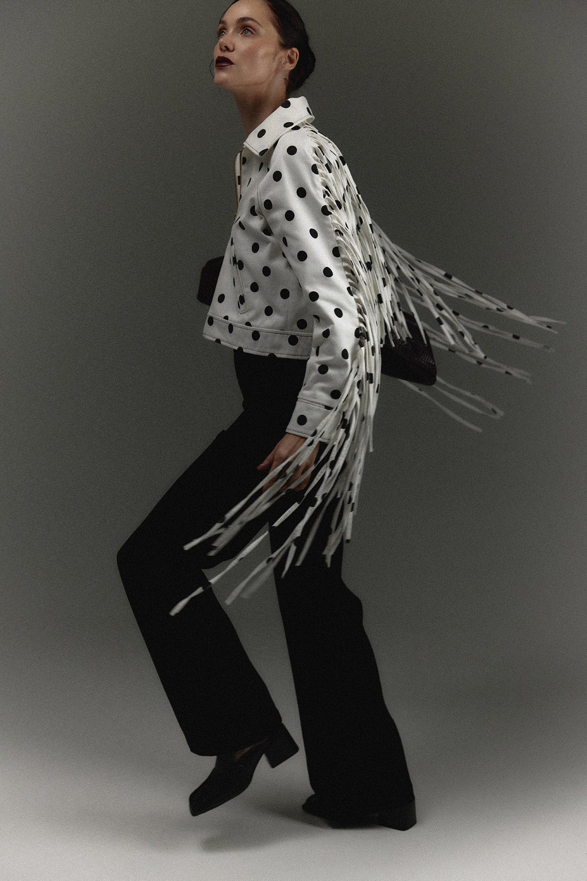 Chaqueta MonteNegro en movimiento — campaña The Gentlewoman, Sanna